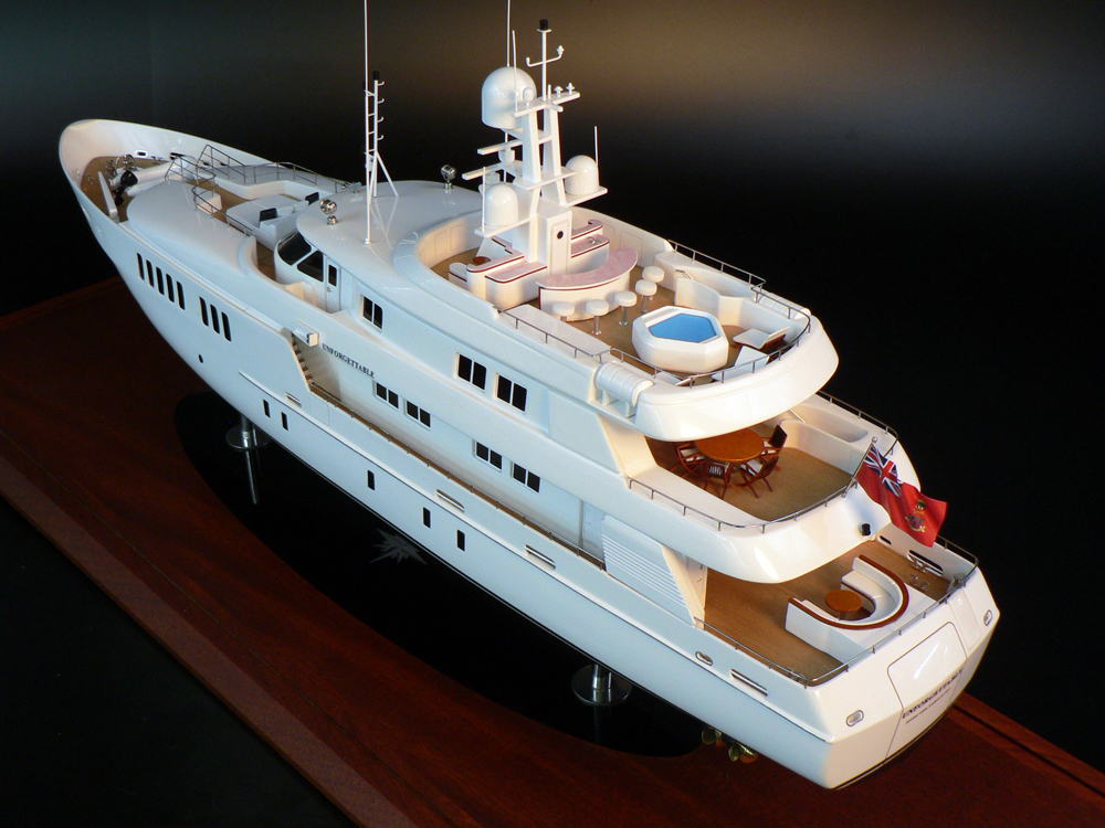 Custom Models - Royal Denship - Royal Denship 138 - Abordage