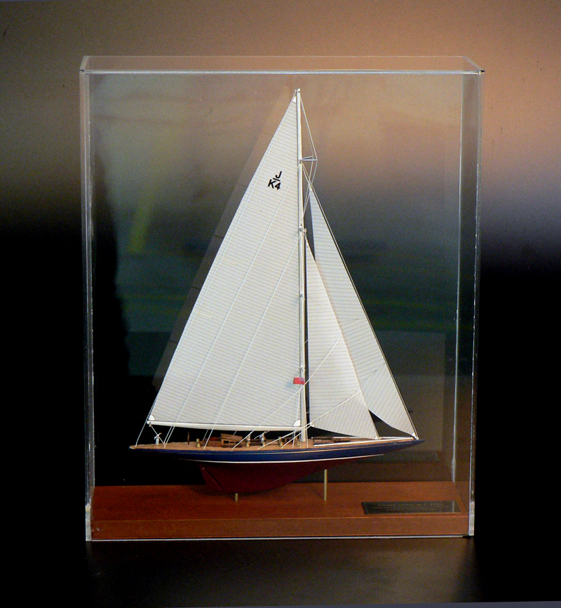 Desk Models - - Endeavour I 1934 - Abordage