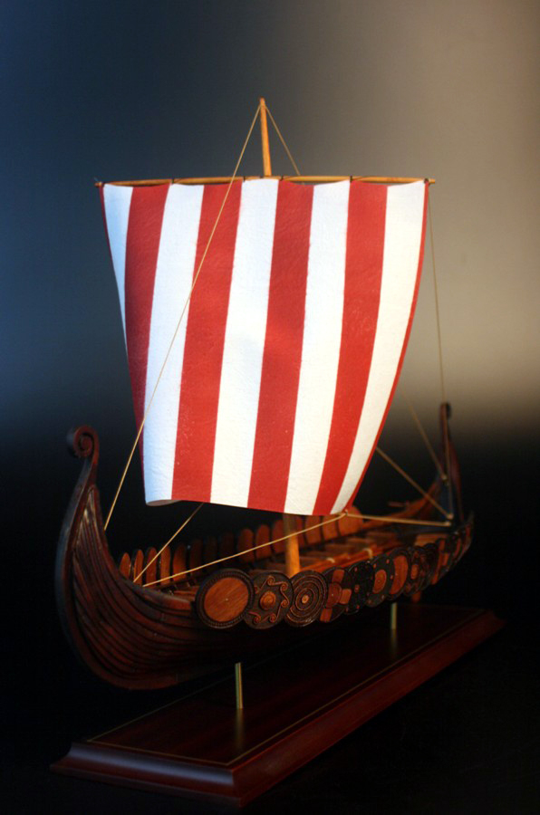 Historic Ships - - Drakkar Gokstad Viking Ship Model 9th Century - Abordage