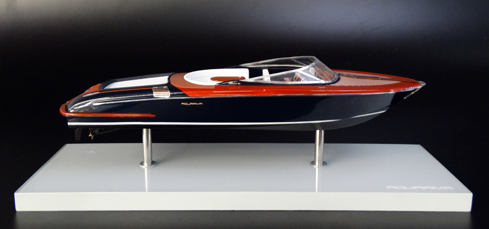 Desk Models - Riva - Riva Aquariva Super 33' desk model - Abordage