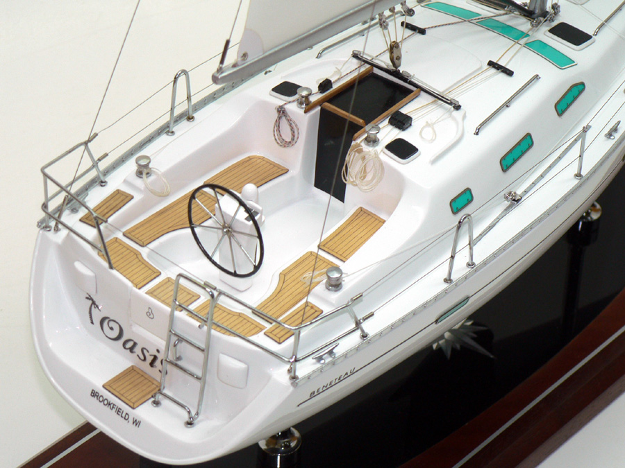 Custom Models - Beneteau - Beneteau 393 "Oasis" - Abordage