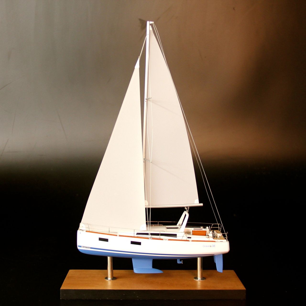 Custom Desk Models - Beneteau - Beneteau Oceanis 38 - Abordage