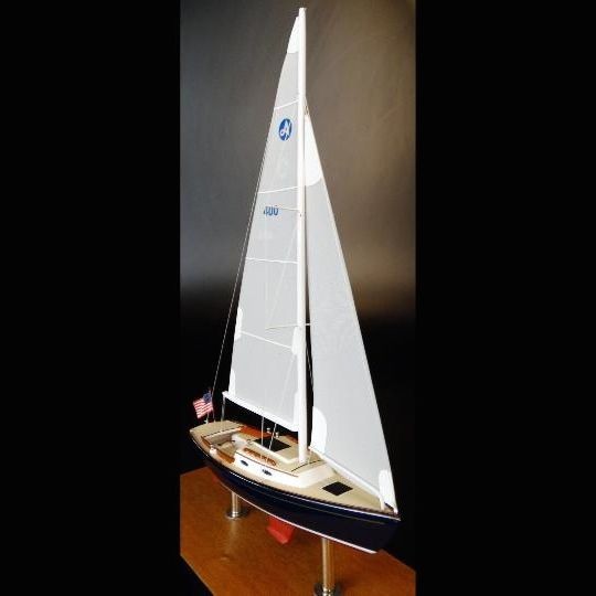 Custom Desk Models - Alerion Express - Alerion Express 28 -Blue Moon- - Abordage