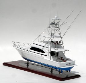 Custom Models - Bertram - Bertram 51 "H.Q.J" - Abordage