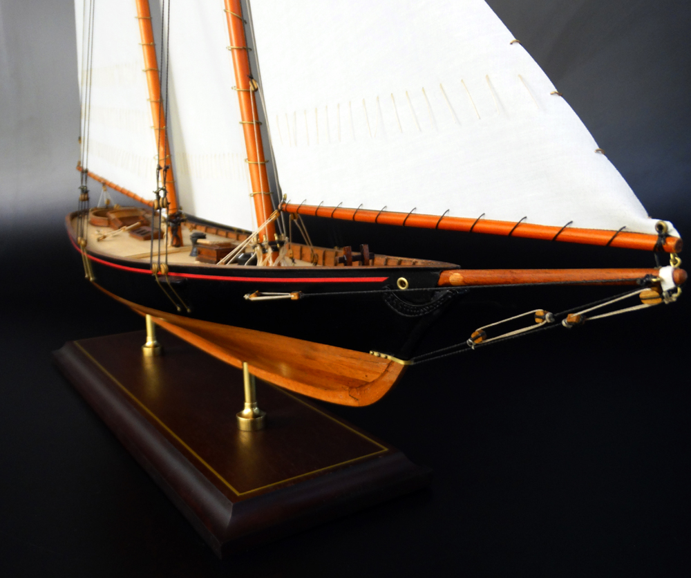 America's Cup Boats - - America 1851 - Abordage