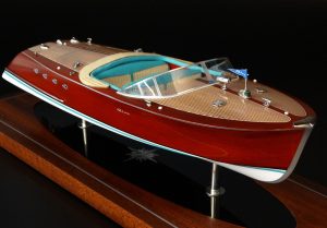 Desk Models - Riva - Riva Tritone 1954 - Abordage