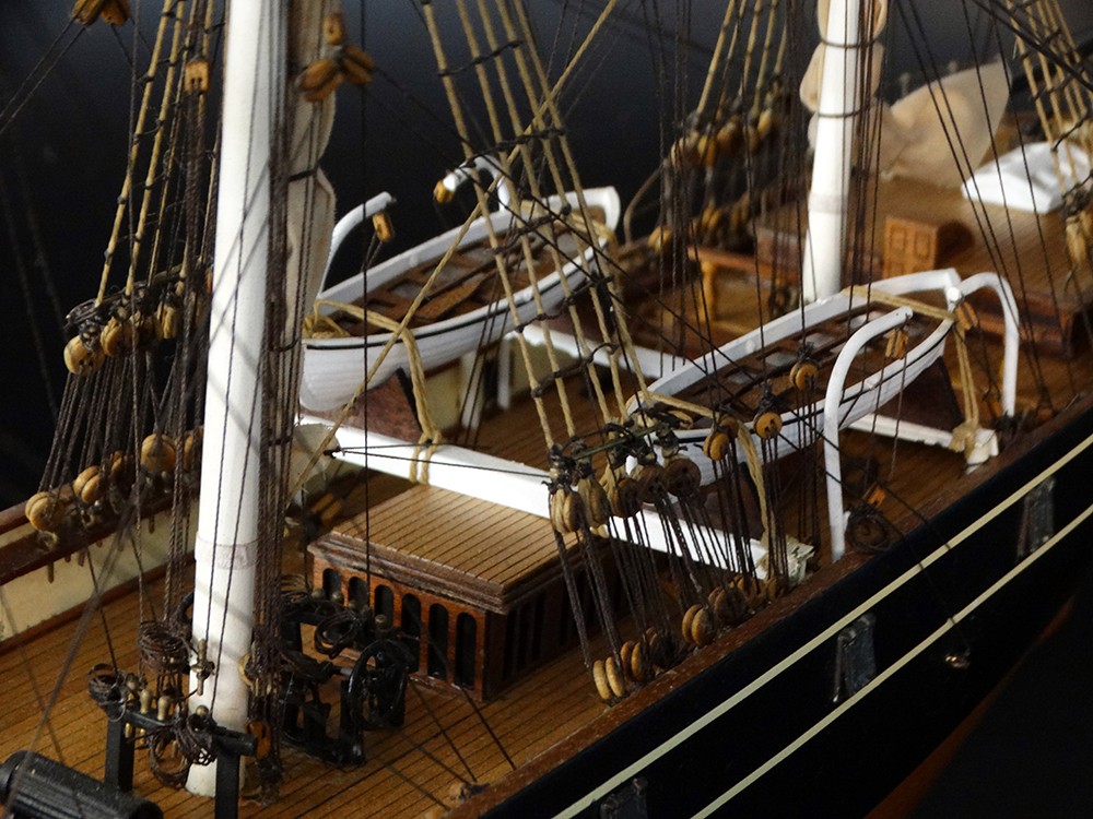 Historic Ships - - Cutty Sark 1840 - Abordage