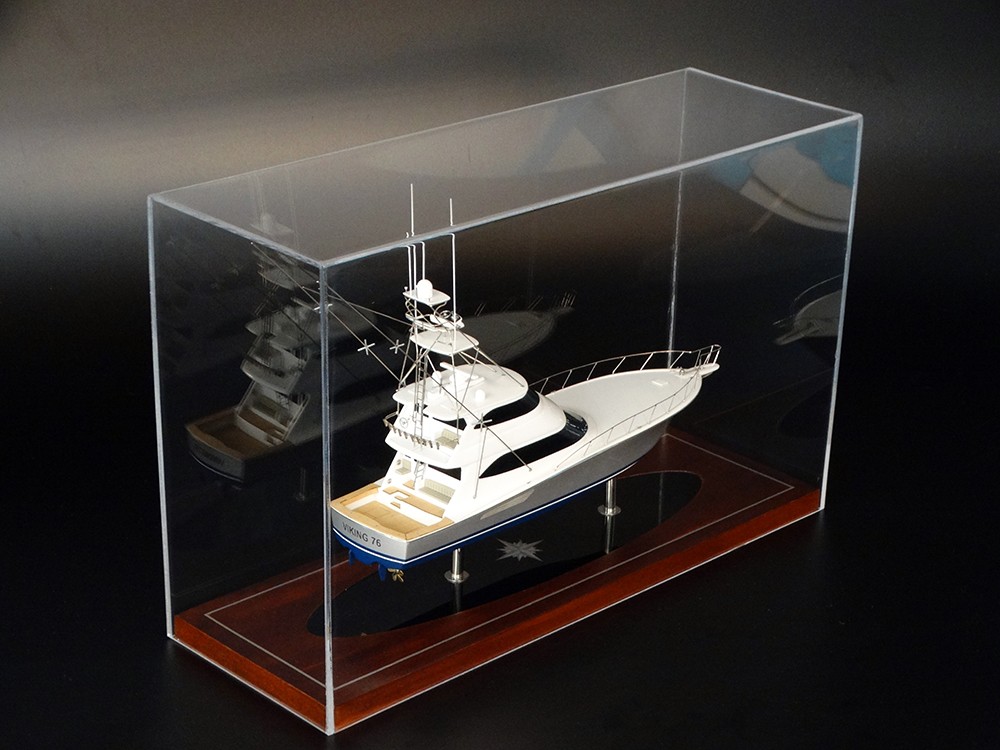 Custom Desk Models - Viking Yachts - Viking 76 desk model - Abordage