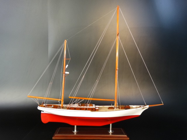 Classic Yachts - - Ticonderoga 1936 - Abordage