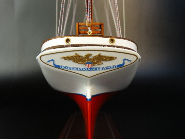 Classic Yachts - - Ticonderoga 1936 - Abordage