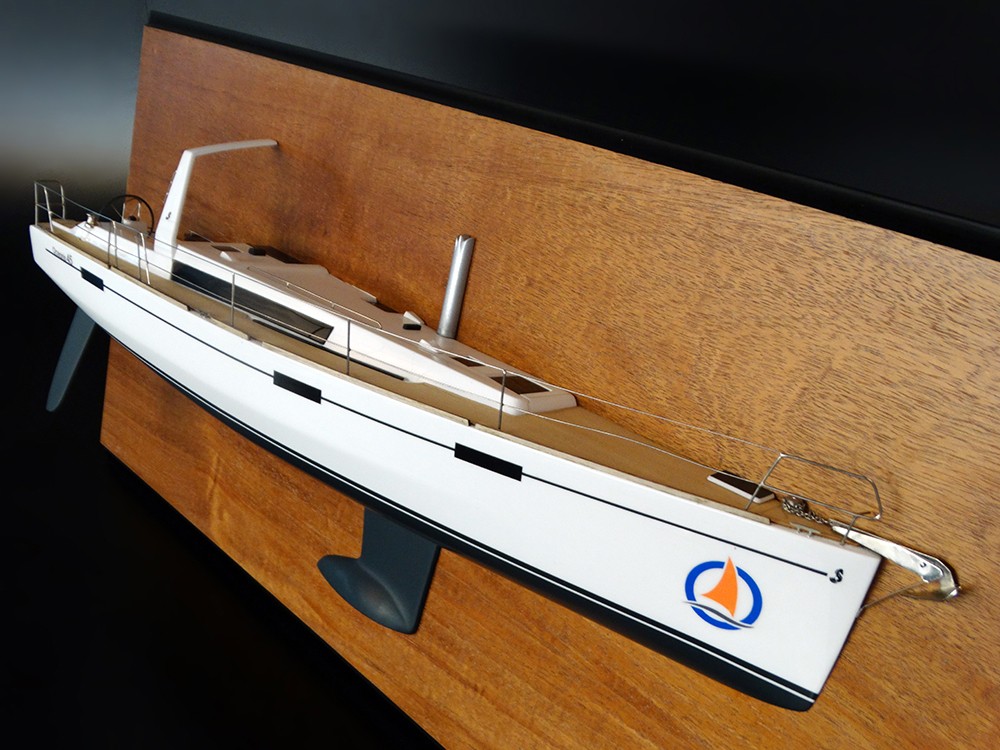 Custom Half Models - Beneteau - Beneteau Oceanis 45 half model with deck details - Abordage