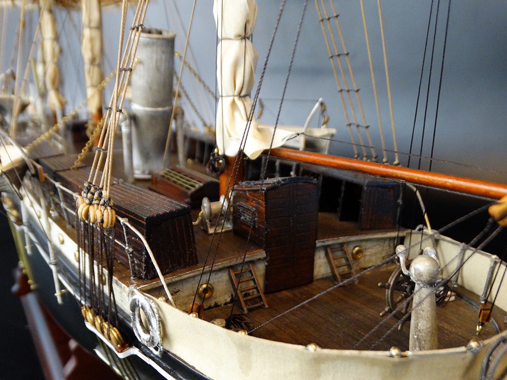 Historic Ships - - Endurance 1914 - Abordage