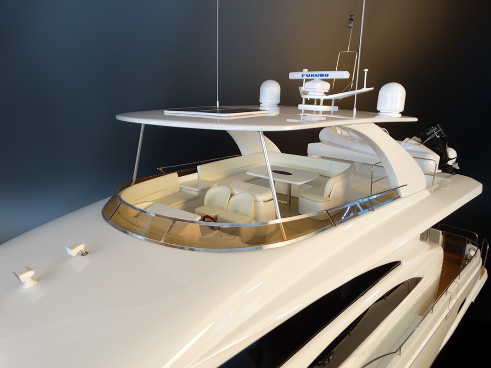 Custom Models - Viking Yachts - Viking Sport Cruiser 70 custom model - Abordage