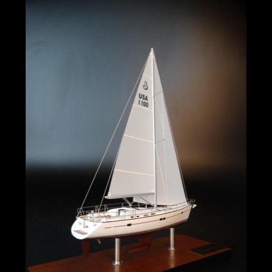 Custom Desk Models - Beneteau - Beneteau Oceanis 473 desk model - Abordage