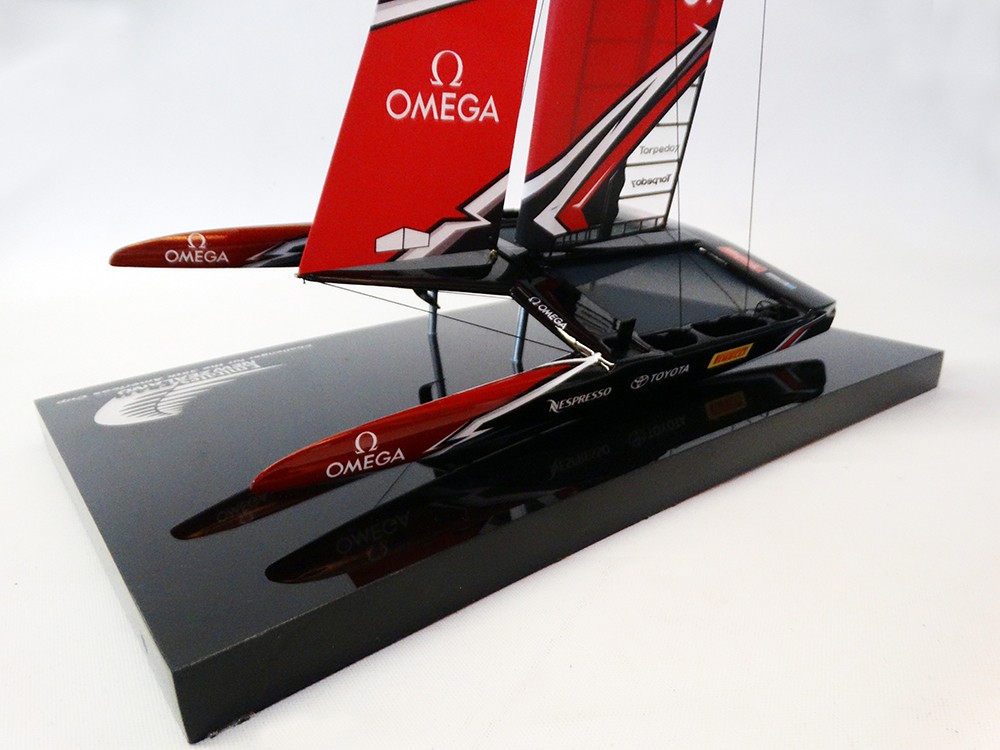 America's Cup Boats - - Emirates Team New Zealand - Catamaran AC 50 - 2017 - desk model - Abordage