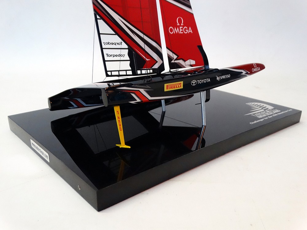 America's Cup Boats - - Emirates Team New Zealand - Catamaran AC 50 - 2017 - desk model - Abordage