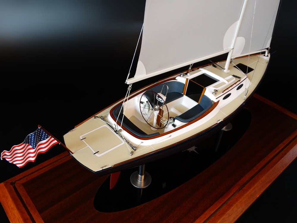 Custom Models - Alerion Express - Alerion Express 30 custom model - Abordage