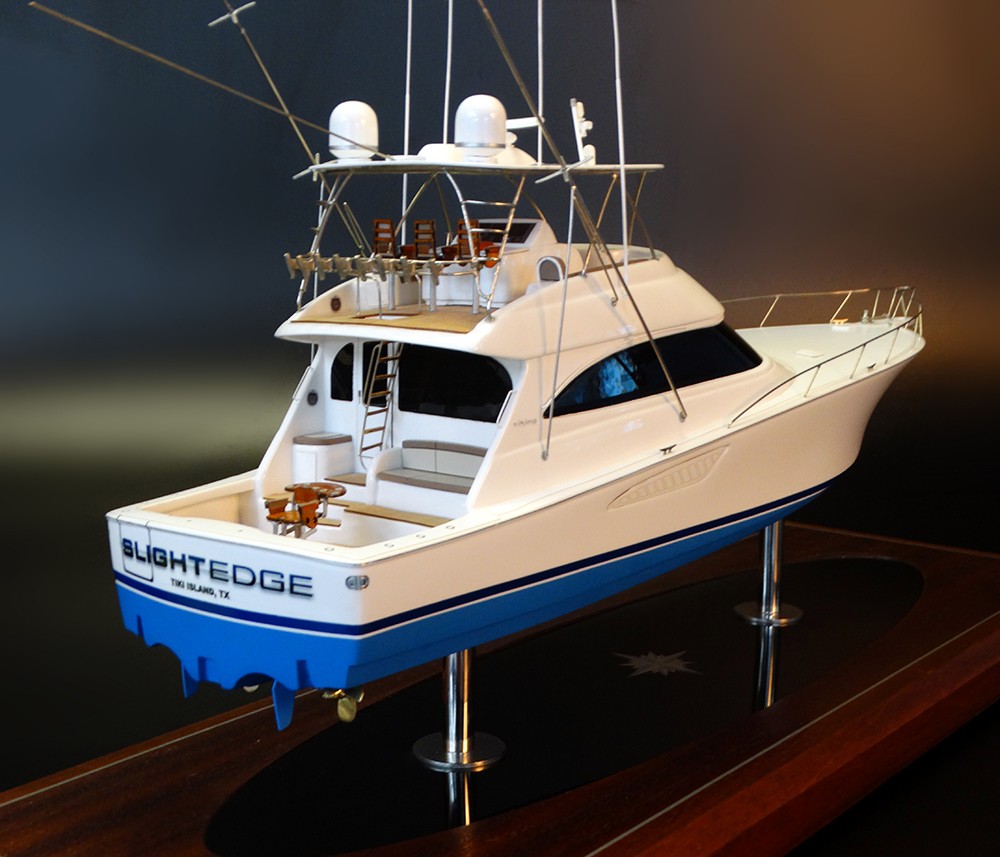 Custom Models - Viking Yachts - Viking 66 custom model - Abordage