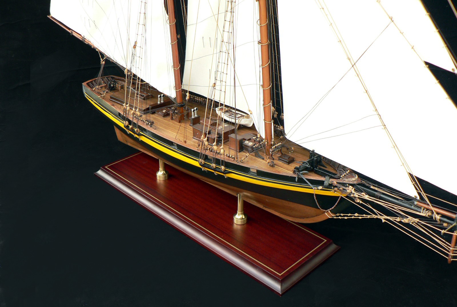 Historic Ships - - Pride of Baltimore 19th - Abordage