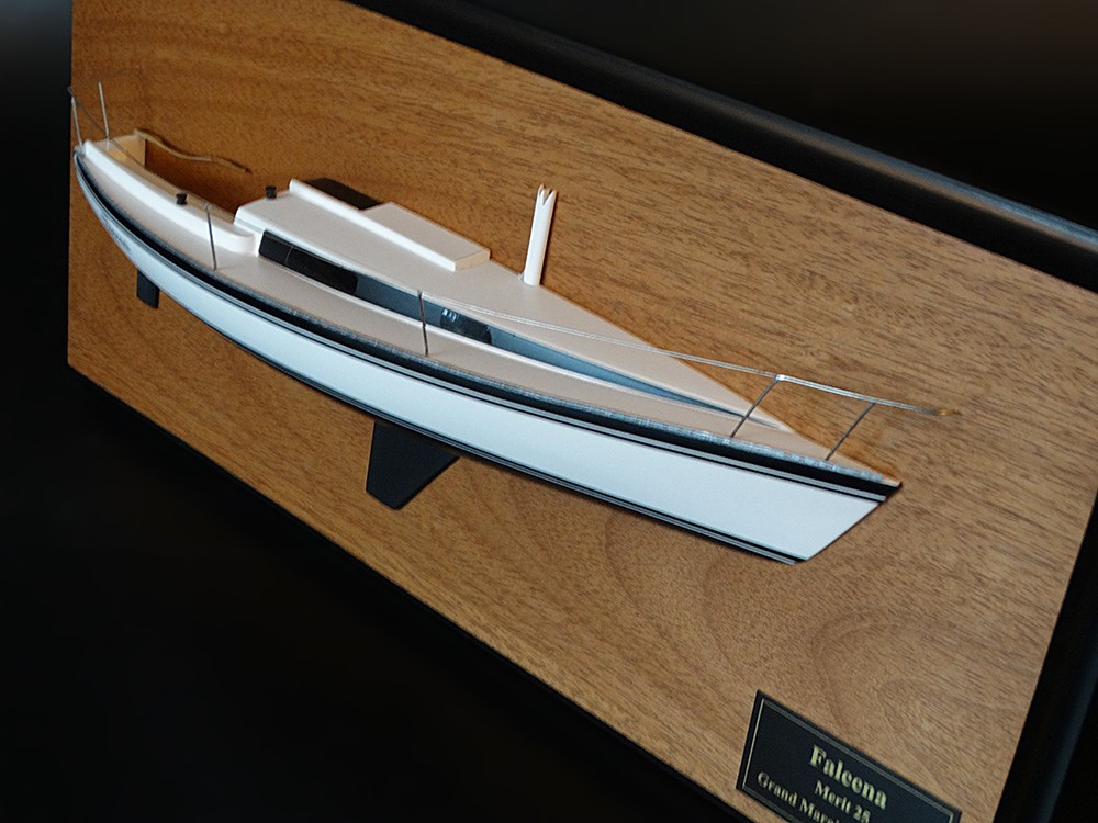 Custom Half Models - - Merit 25 half model - Abordage