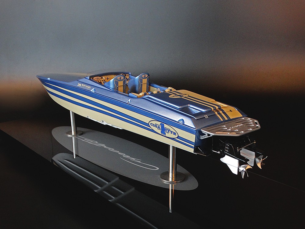 Custom Models - Cigarette - Cigarette 39 Top Gun Unlimited custom model - Abordage