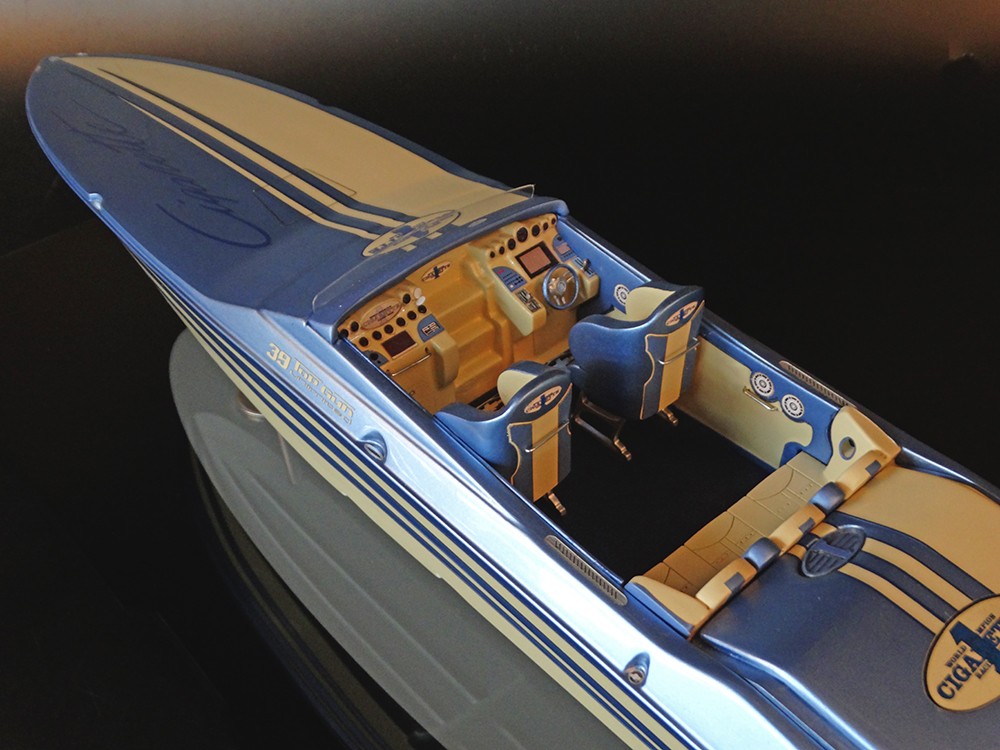 Custom Models - Cigarette - Cigarette 39 Top Gun Unlimited custom model - Abordage