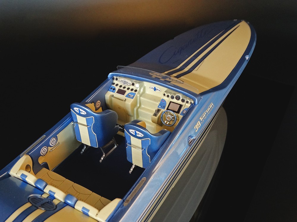 Custom Models - Cigarette - Cigarette 39 Top Gun Unlimited custom model - Abordage