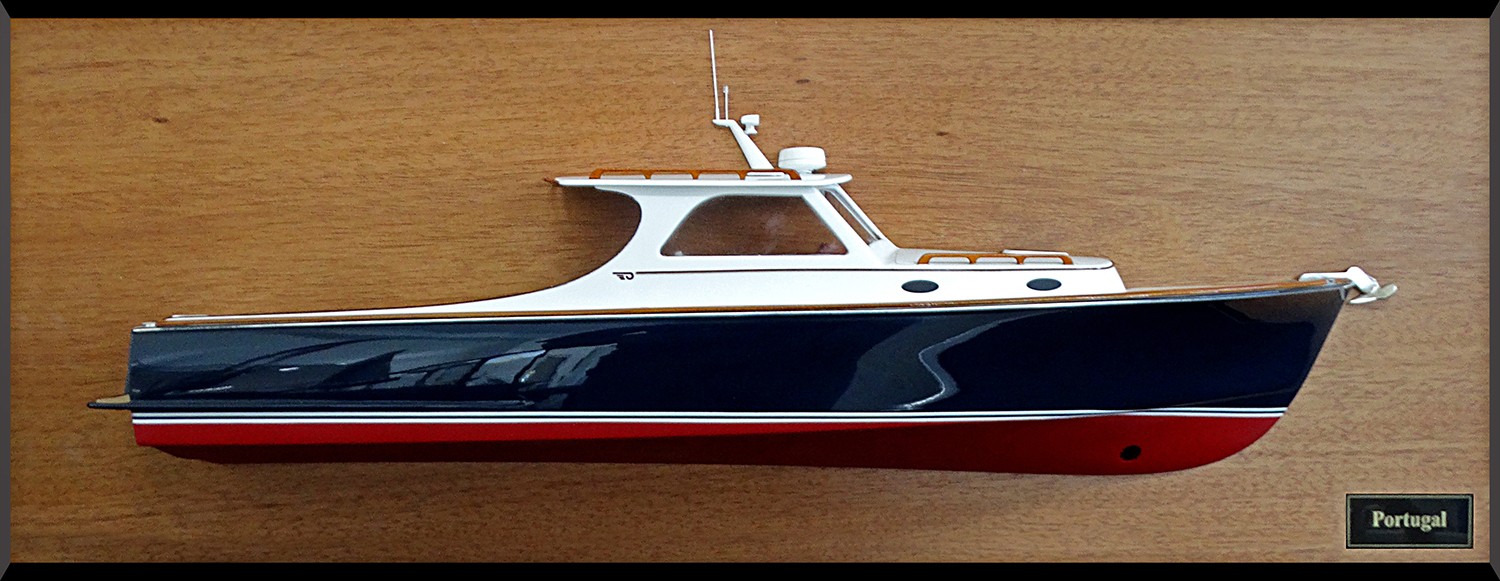 Custom Half Models - Hinckley - Hinckley Picnic 36 Classic half model - Abordage