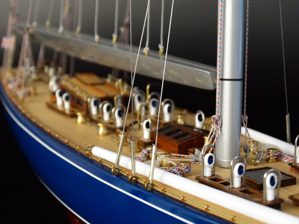 America's Cup Boats - - Endeavour I 1934 - Abordage