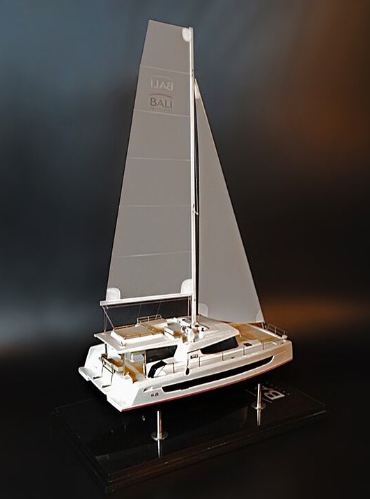 Custom Models - Catana - Bali 4.8 Catamaran custom model - Abordage
