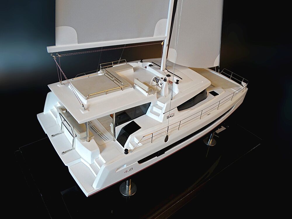 Custom Models - Catana - Bali 4.8 Catamaran custom model - Abordage