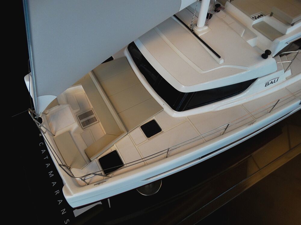 Custom Models - Catana - BALI 4.1 Voile or BALI CATSPACE catamaran custom model - Abordage