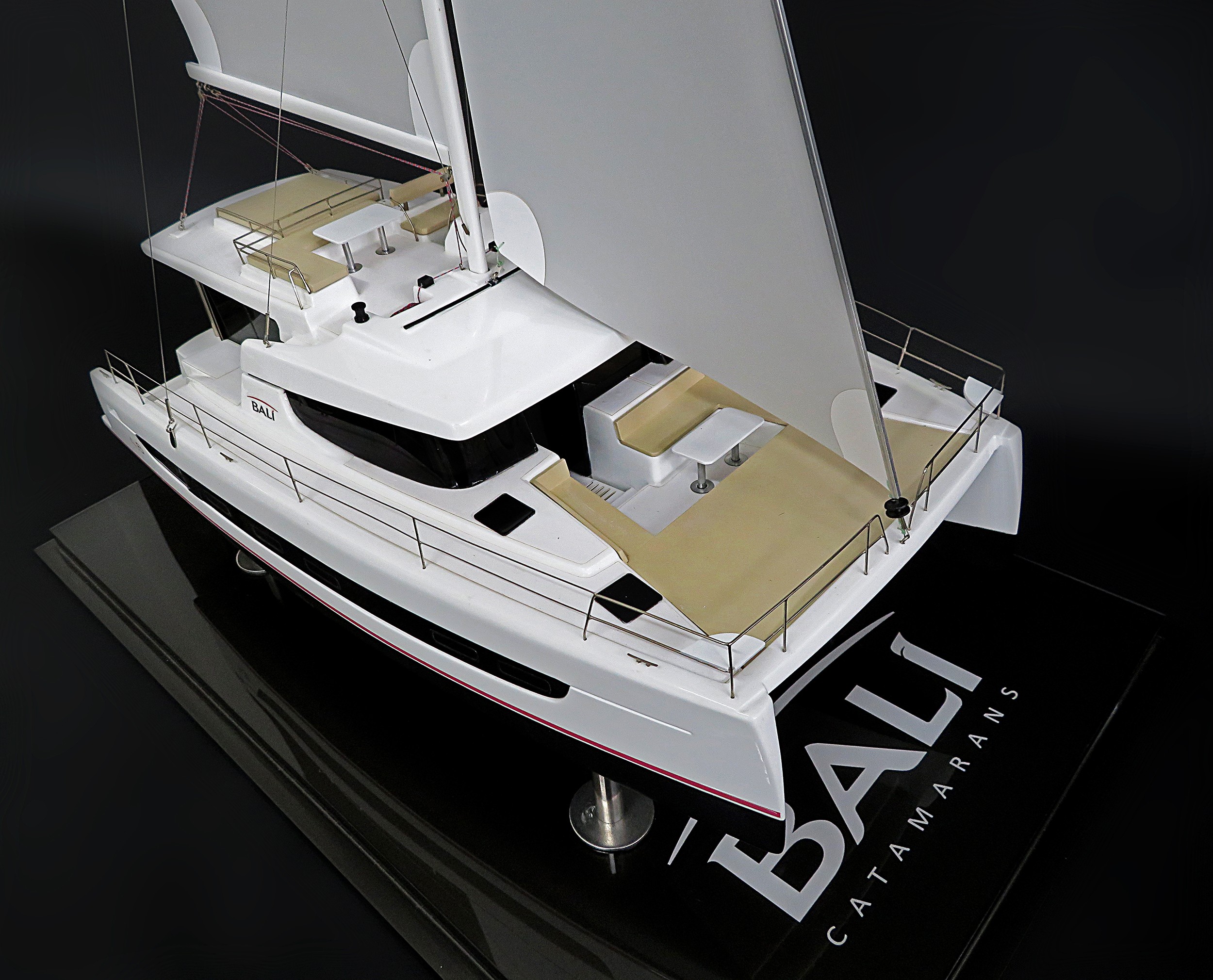 Custom Models - Catana - BALI 4.6 Catamaran custom model - Abordage