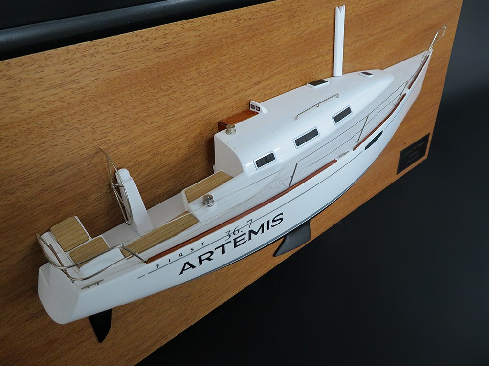 Custom Half Models - Beneteau - Beneteau First 36.7 half model with deck details - Abordage