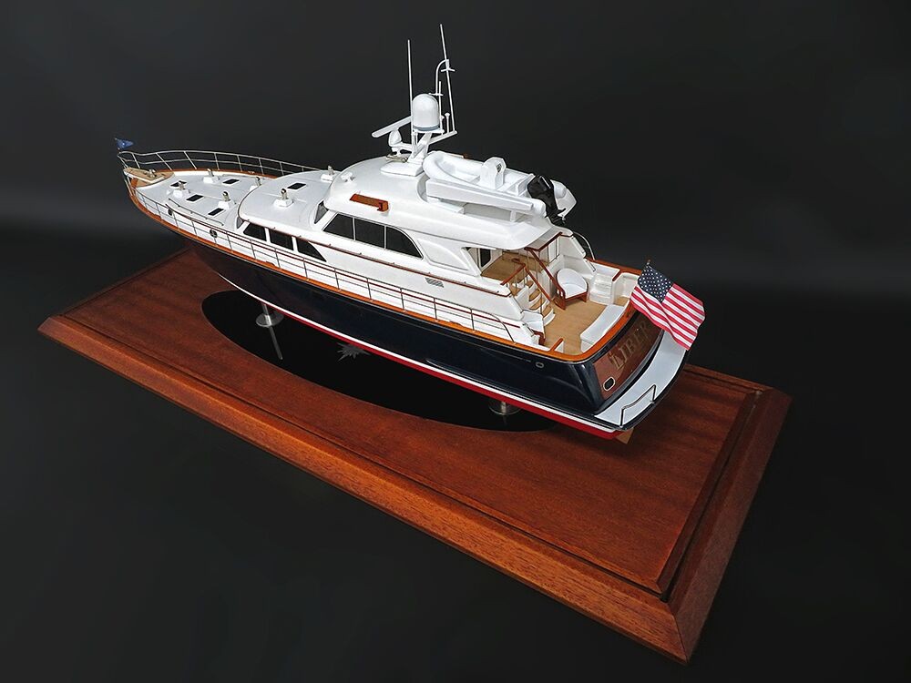Custom Models - - Lyman Morse 82 custom model - Abordage