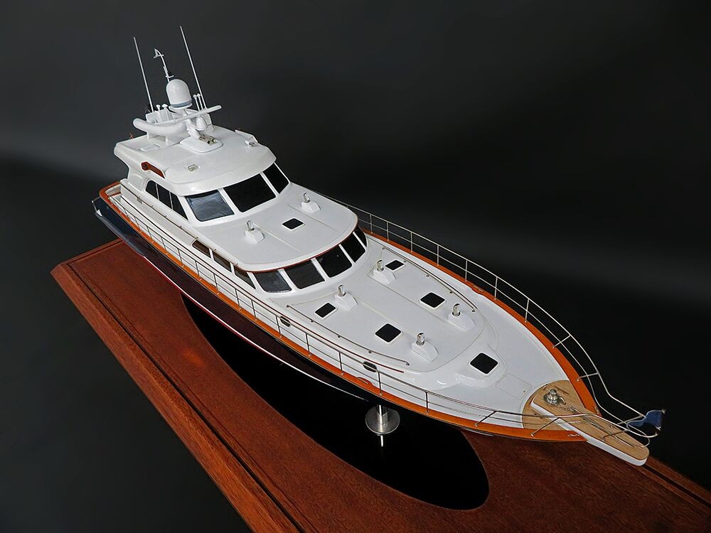 Custom Models - - Lyman Morse 82 custom model - Abordage