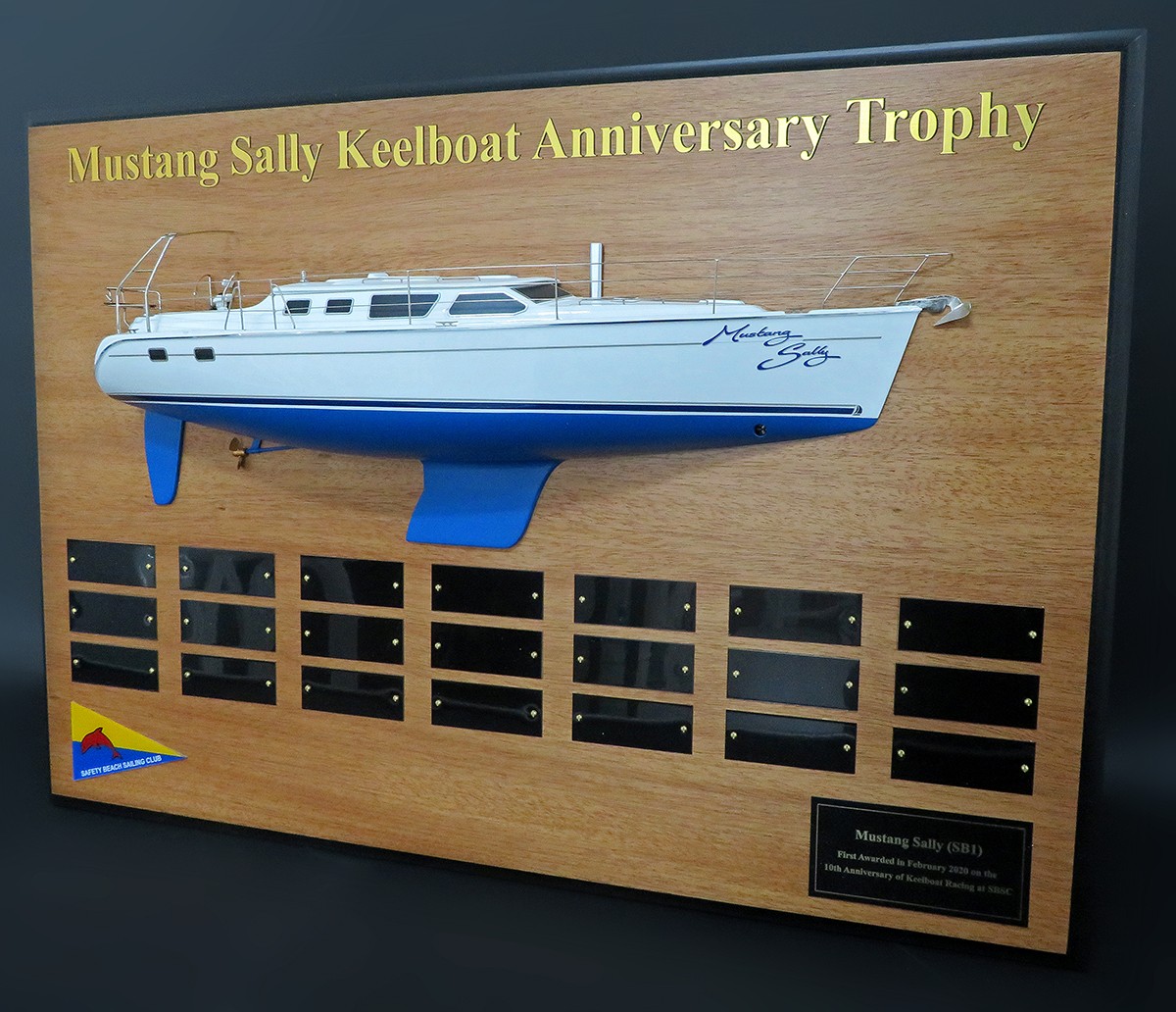 Custom Half Models - - Hunter 44DS half model with deck details - Abordage