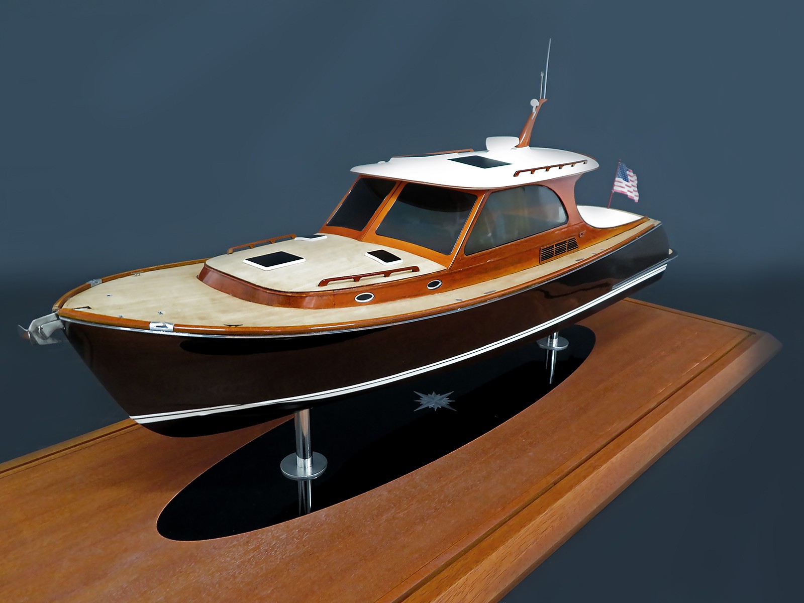 Custom Models - Hinckley - Hinckley Picnic 40 custom model - Abordage