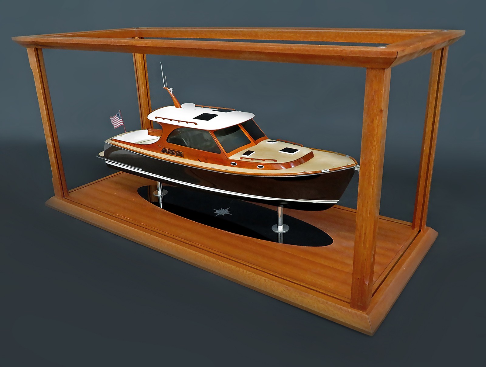 Custom Models - Hinckley - Hinckley Picnic 40 custom model - Abordage