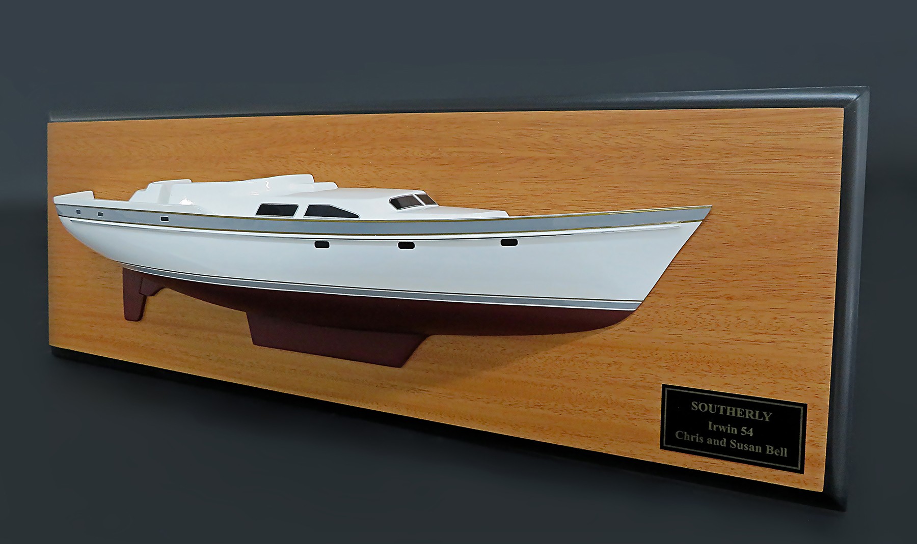 Custom Half Models - Irwin - Irwin 54 half model with cabin and cockpit only - Abordage