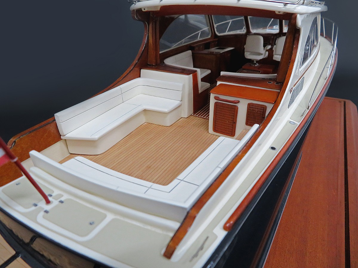 Custom Models - Hinckley - Hinckley Talaria 43 custom model - Abordage