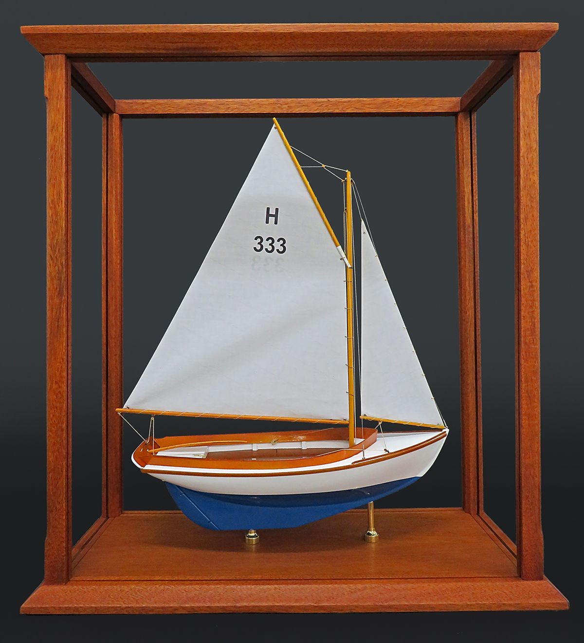 Custom Models - - Herreshoff 12 1/2 customized ship model - Abordage