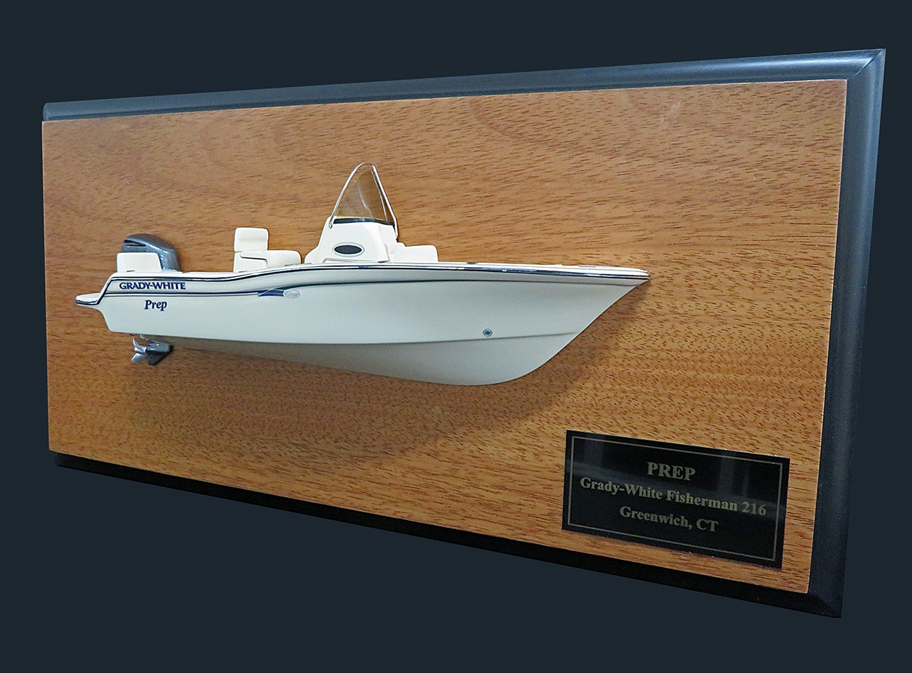 Custom Half Models - - Grady-White Fisherman 216 custom model with deck details - Abordage