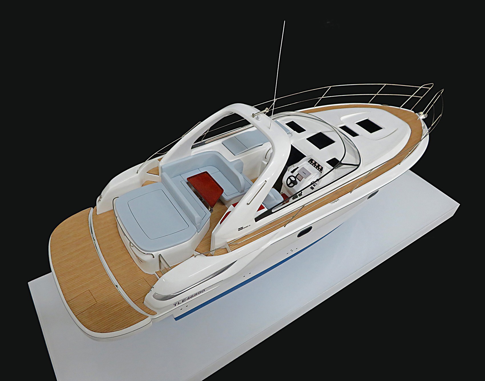 Custom Models - Bavaria Yachts - BAVARIA SPORT 34 custom model - Abordage