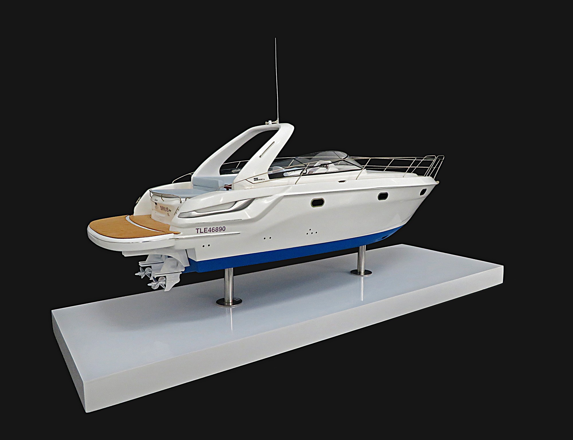 Custom Models - Bavaria Yachts - BAVARIA SPORT 34 custom model - Abordage