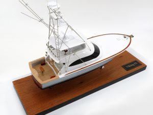 Custom Models - Viking Yachts - Viking 52 custom desk model - Abordage
