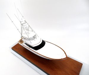 Custom Models - Hatteras - Hatteras 63 GT custom desk model - Abordage