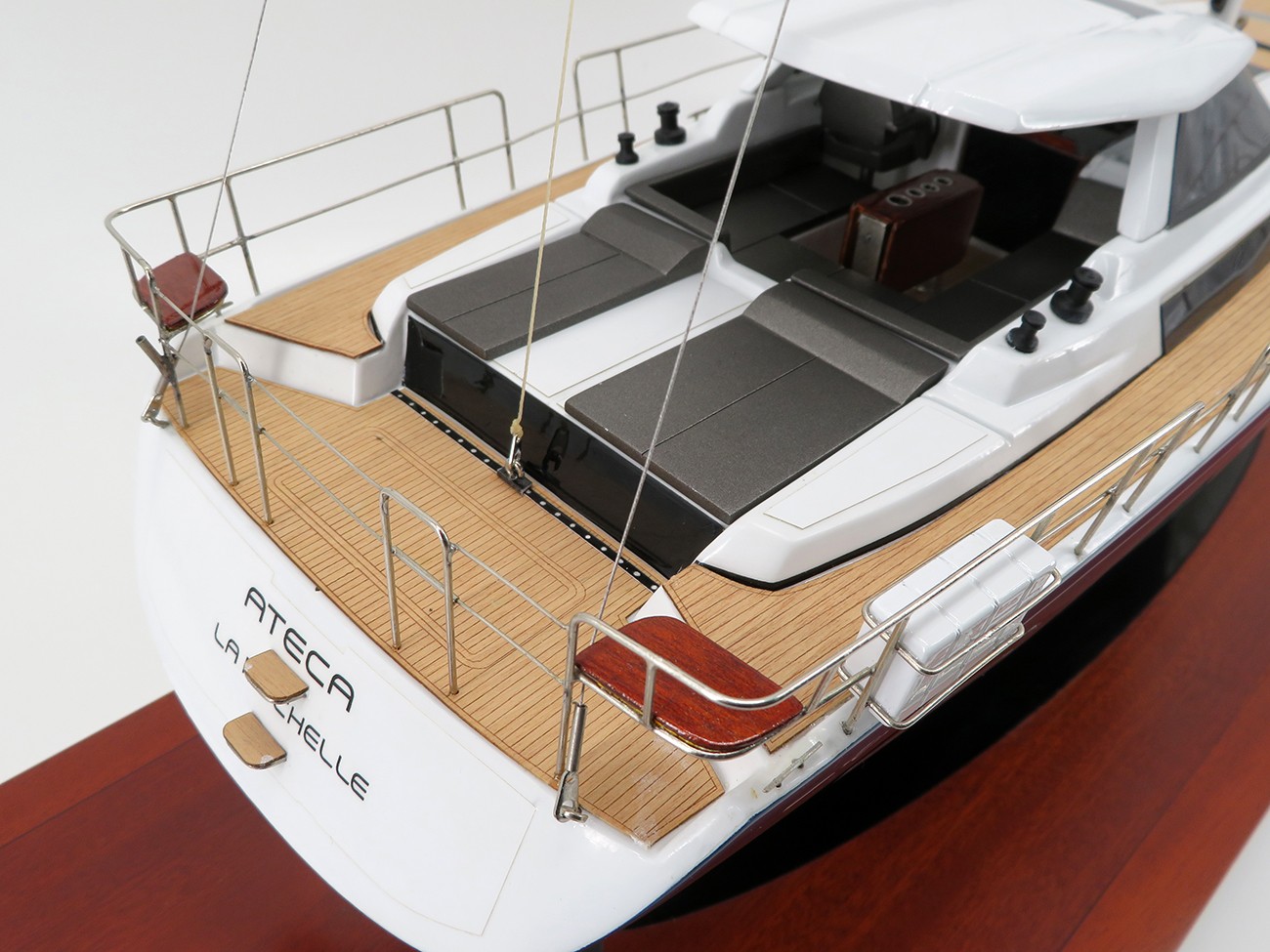 Custom Models - Amel - Amel 50 custom model - Abordage