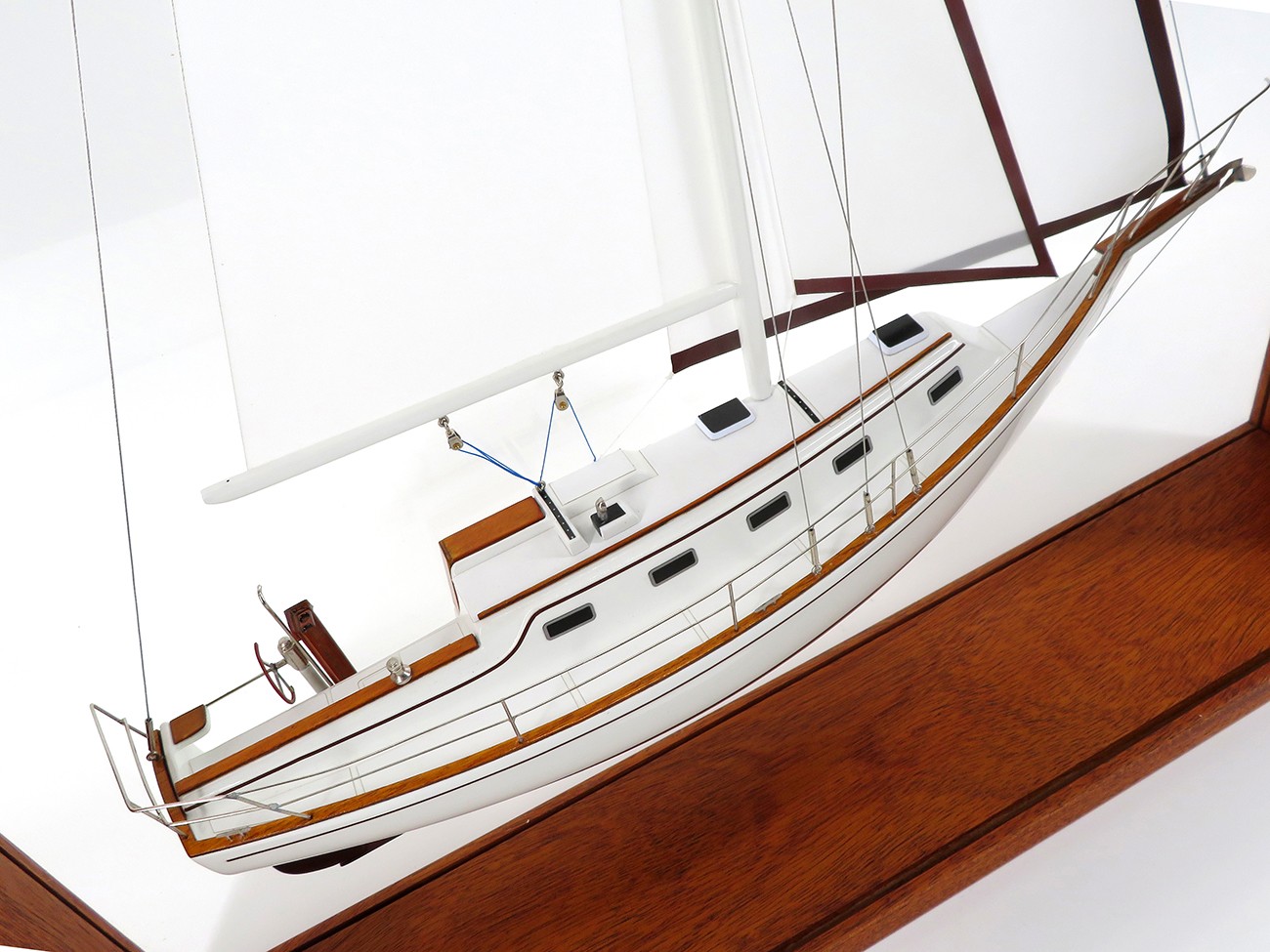 Custom Half Models - Island Packet Yachts - Island Packet 32 framed half model - Abordage