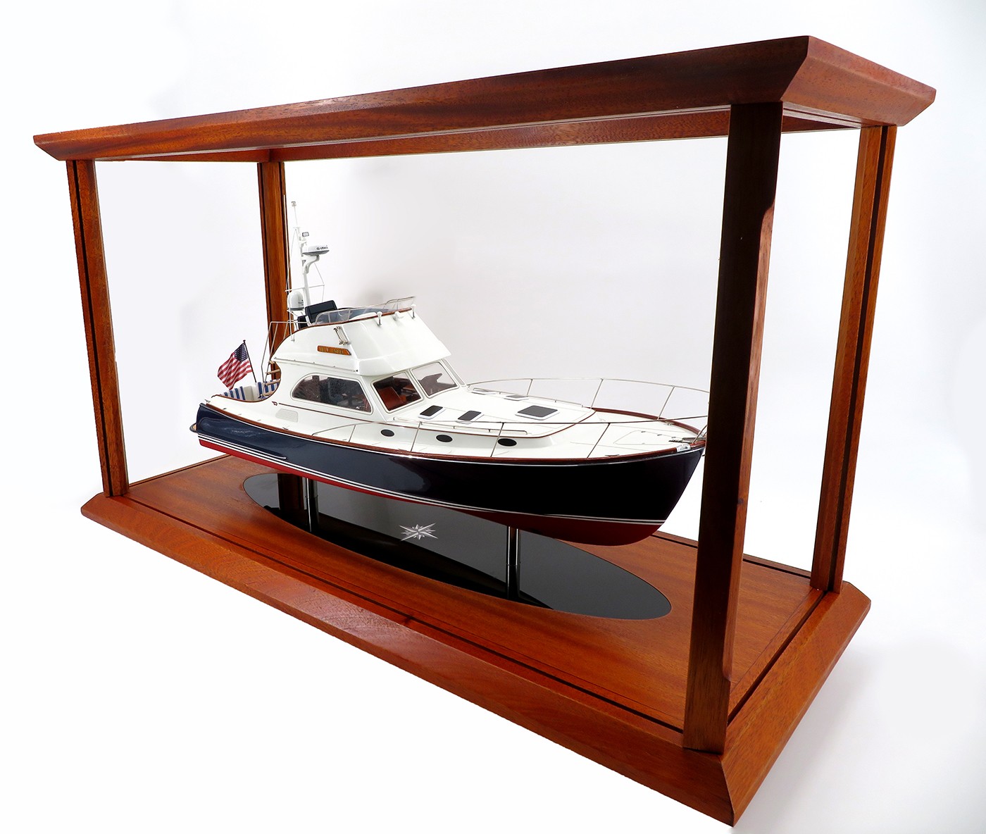 Custom Models - Hinckley - Hinckley Talaria 44 Flybridge custom model - Abordage